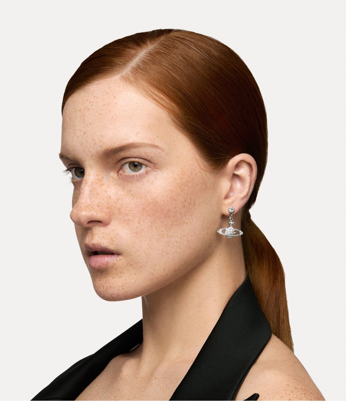 Серьги Vivienne Westwood Mini Bas Relief Drop